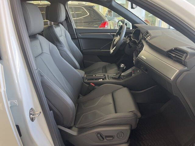 2025 Audi Q3 quattro S line Premium 45 TFSI