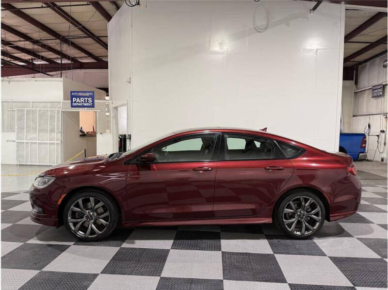 2016 Chrysler 200 S