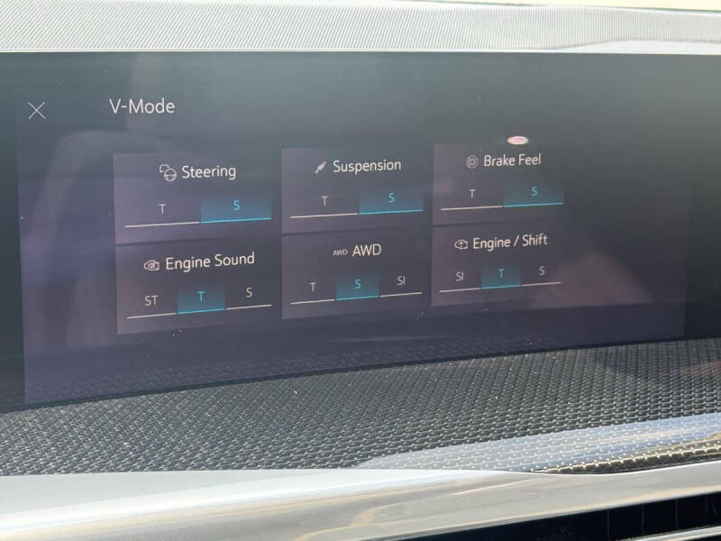 2025 Cadillac Escalade-V