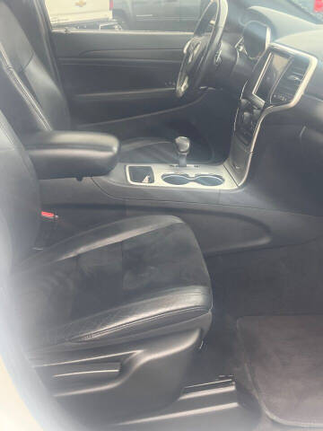 2015 Jeep Grand Cherokee Laredo