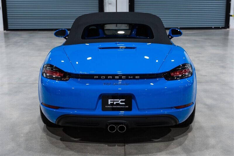 2022 Porsche 718 Boxster