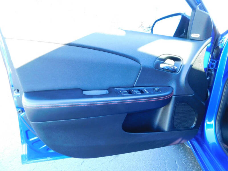 2014 Dodge Avenger R/T