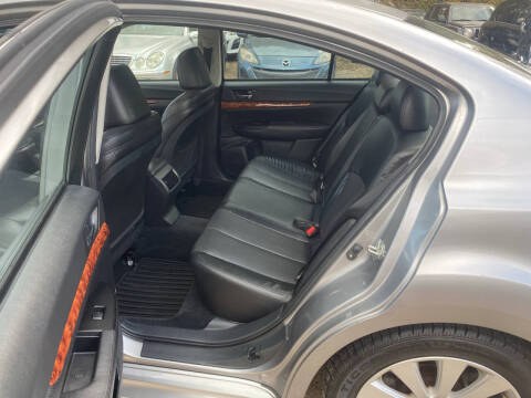 2011 Subaru Legacy 3.6R Limited