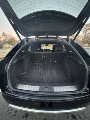 2018 Land Rover Range Rover Velar P250 R-Dynamic SE