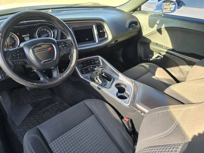 2019 Dodge Challenger SXT