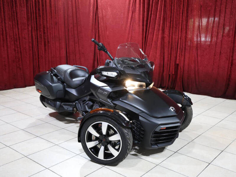 2017 Can-Am SPYDER F3T