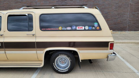 1988 Chevrolet Suburban R10