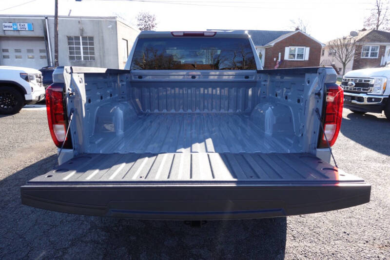 2024 GMC Sierra 1500 Elevation Standard