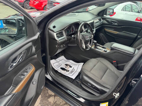 2018 GMC Acadia SLE-2