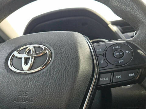 2020 Toyota Camry Hybrid LE