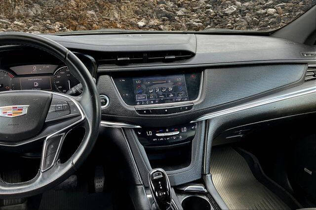 2020 Cadillac XT5 Luxury