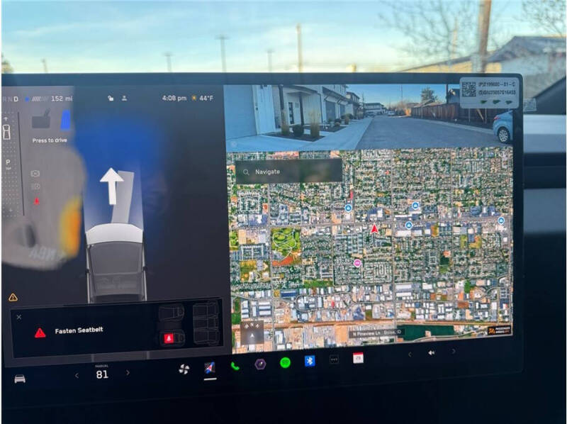 2025 Tesla Cybertruck