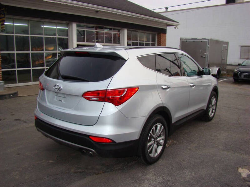 2016 Hyundai Santa Fe Sport 2.0T photo 3