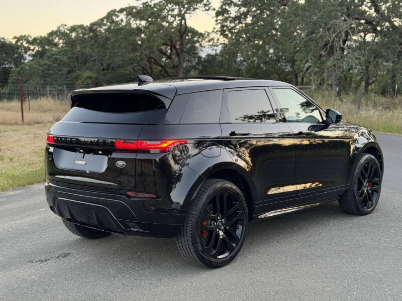 2022 Land Rover Range Rover Evoque P300 R-Dynamic HST