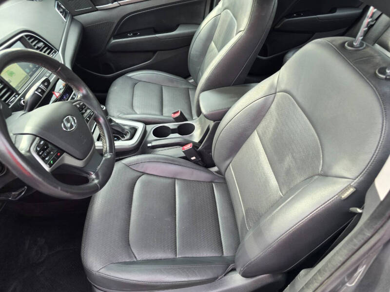 2017 Hyundai Elantra Limited