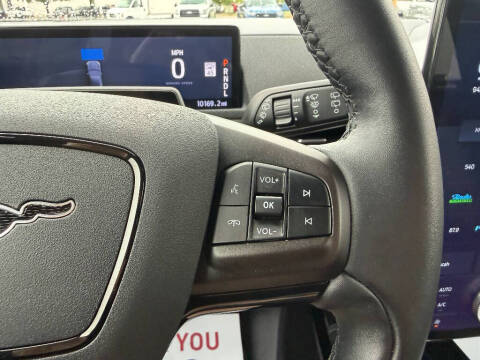 2024 Ford Mustang Mach-E Select