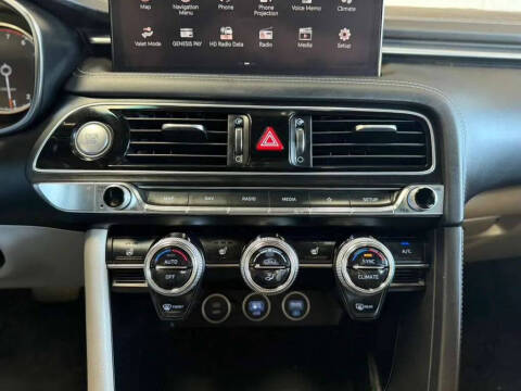 2022 Genesis G70