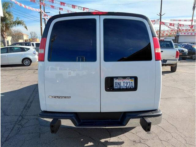2018 Chevrolet Express 2500