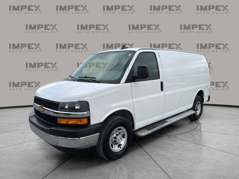 2024 Chevrolet Express 2500