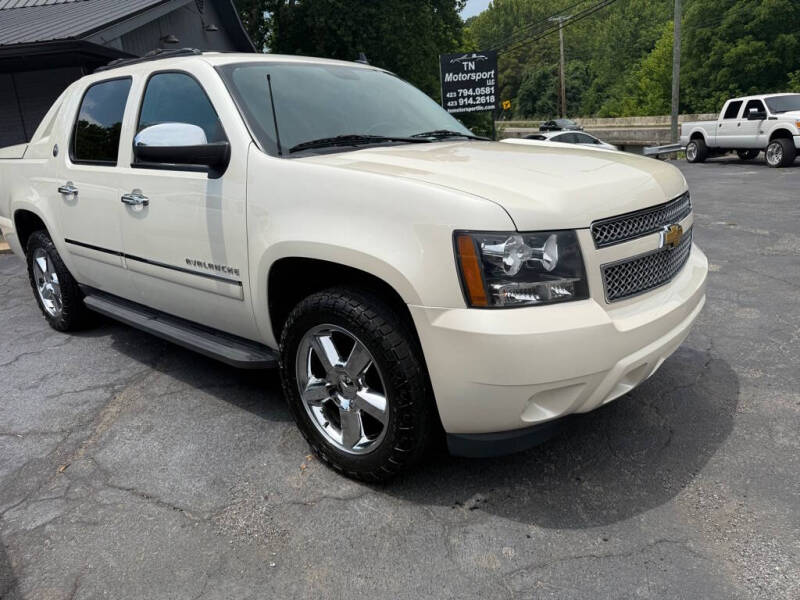 2013 Chevrolet Avalanche LTZ Black Diamond