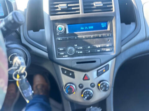 2012 Chevrolet Sonic LS