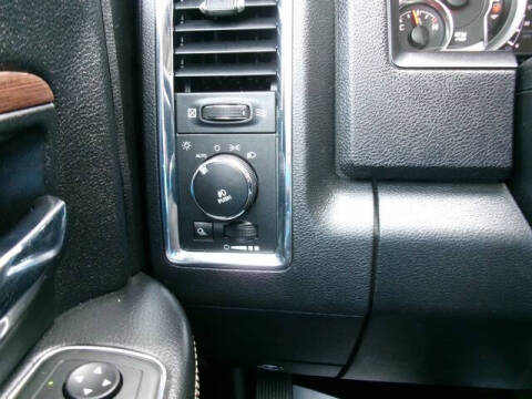 2013 RAM 1500 Laramie