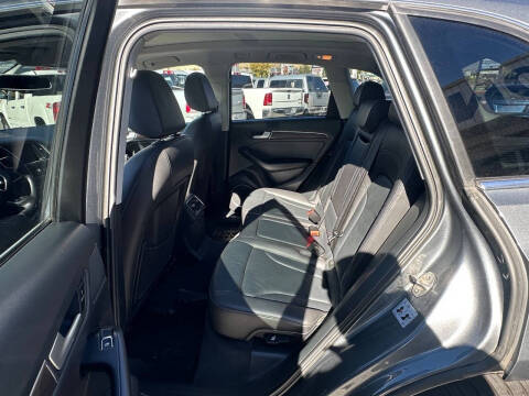 2015 Audi Q5 2.0T quattro Premium Plus