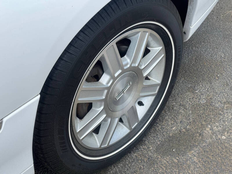 2007 Lincoln Town Car Executive