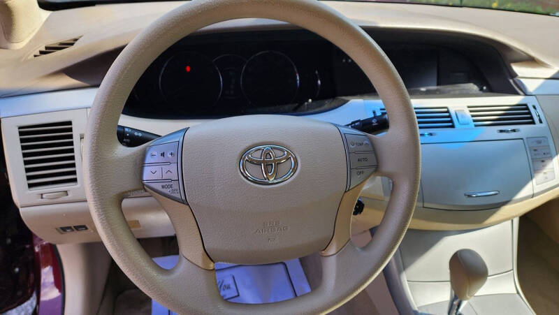 2008 Toyota Avalon XL