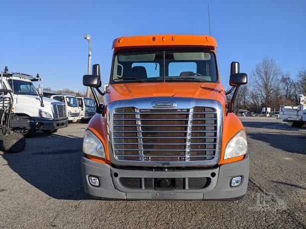 2013 Freightliner Cascadia