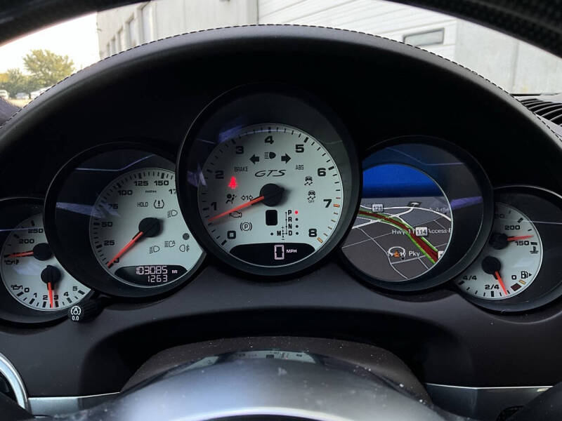 2016 Porsche Cayenne GTS