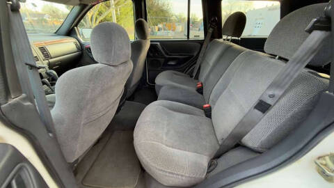 1999 Jeep Grand Cherokee Laredo