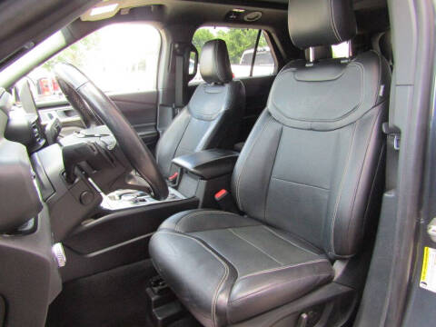 2022 Ford Explorer ST