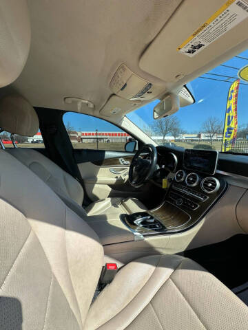 2016 Mercedes-Benz C-Class