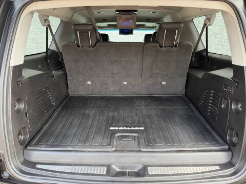 2019 Cadillac Escalade ESV Luxury