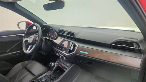 2023 Audi Q3 quattro S line Prem Plus 45 TFSI