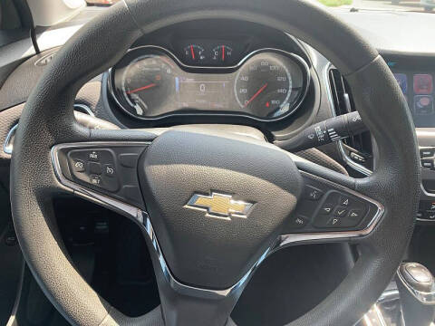 2017 Chevrolet Cruze LT Auto