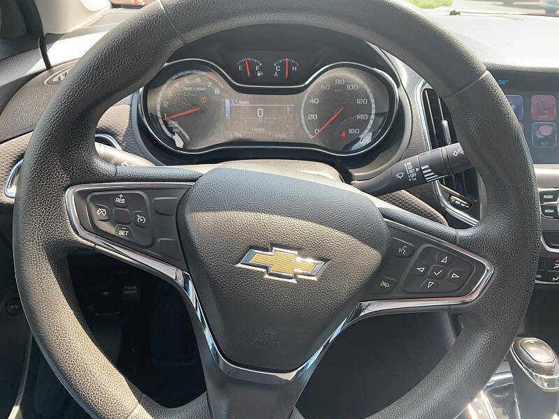 2017 Chevrolet Cruze LT Auto