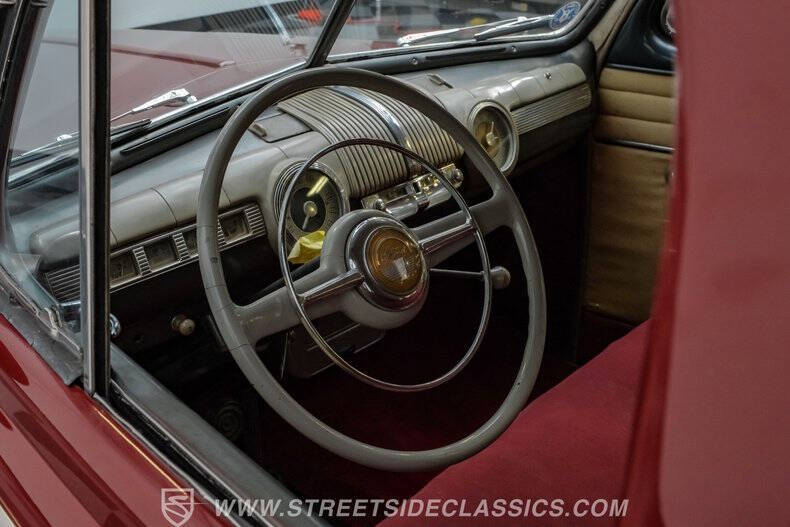 1948 Ford Deluxe