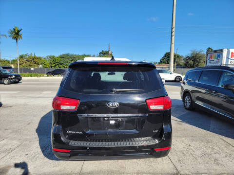 2017 Kia Sedona LX