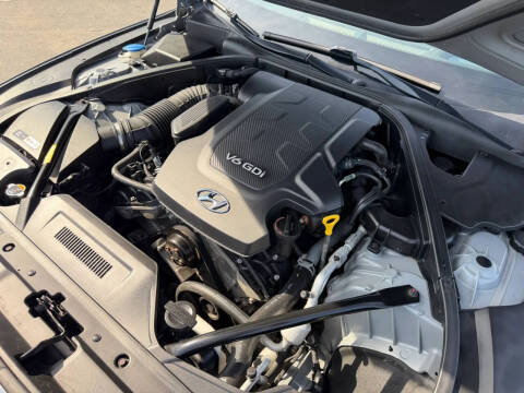 2016 Hyundai Genesis