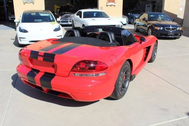 2005 Dodge SRT Viper