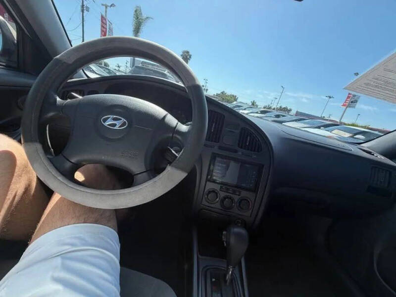 2005 Hyundai Elantra