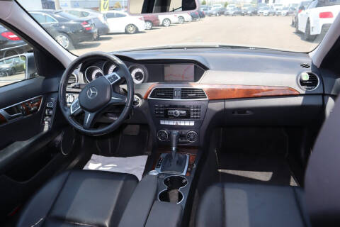 2013 Mercedes-Benz C-Class C 300 Luxury 4MATIC