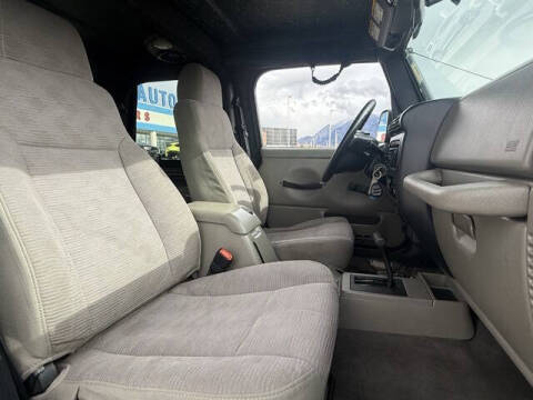 2005 Jeep Wrangler X