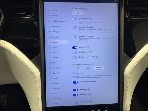 2019 Tesla Model X Standard Range
