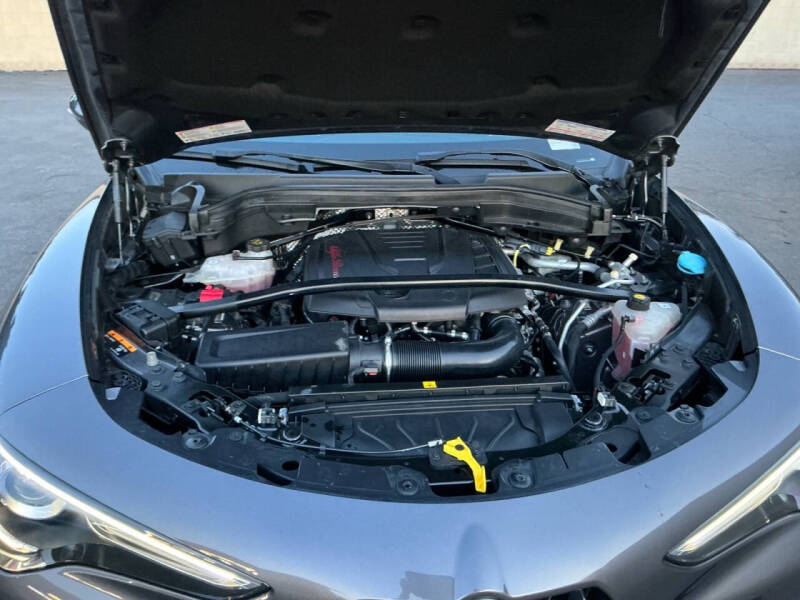 2018 Alfa Romeo Stelvio Ti Sport