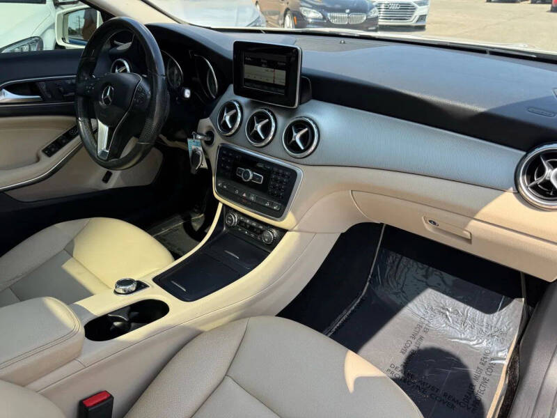 2015 Mercedes-Benz GLA GLA 250 4MATIC