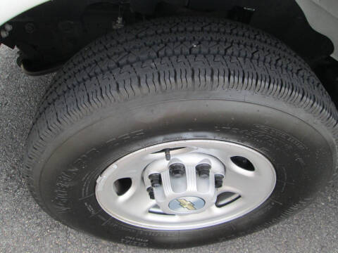 2023 Chevrolet Express 2500