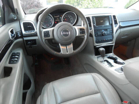 2011 Jeep Grand Cherokee Laredo X